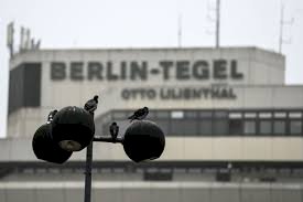 Berlin eski havalimanlarını COVID-19 aşılama merkezlerine dönüştürüyor