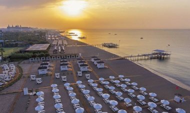 Tur operatörü Intourist maliyetin 'u Türkiye'de 2021 yaz dönemi için tur rezervasyonu teklif etti