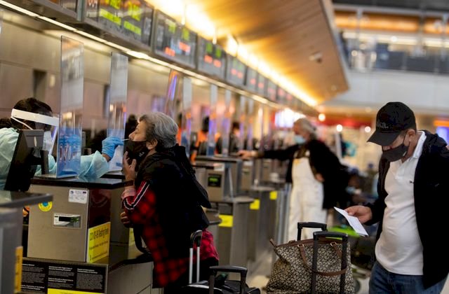 Destinasyonların yüde 70'i Seyahat Kısıtlamalarını Kaldırdı, Ancak Küresel Boşluk Ortaya Çıkıyor