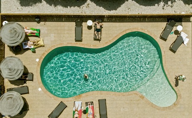 İnsanlar 2021 için tatillerini rezerve etmek için arıyorlar