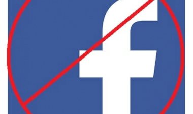 Kim diktatör? Hükümetler mi, sosyal medya mı yoksa her ikisi de mi?