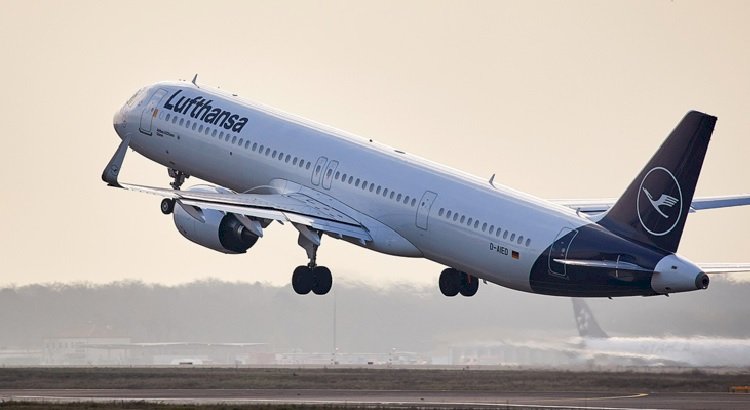Lufthansa Hükümet Müdahalesini Sona Erdirmek İçin Planlar Yapıyor